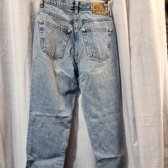 Ladies GAP Blue Jeans, Size 6 regular, Classic Fit - Picture 4 of 12